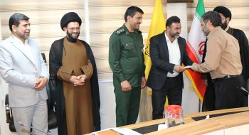 اعطای احکام اعضای شورای بسیج پایگاه شهید چمران