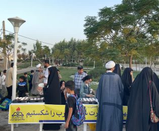 ایستگاه صلواتی شرکت گاز استان قم به‌مناسبت هفته دفاع مقدس
