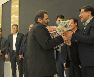 ایثارگران شرکت گاز استان قم تجلیل شدند.