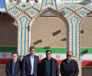 تجدید بیعت مدیران شرکت گاز استان قم با آرمان‌های امام راحل(ره)